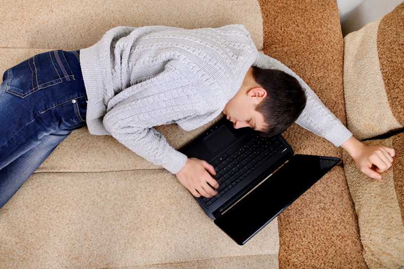 teenager-sleeping-laptop